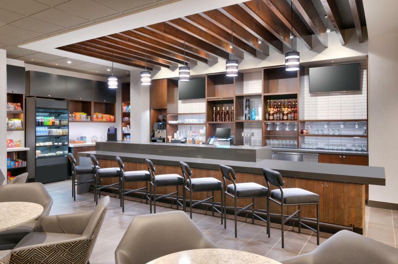 Hyatt Place Anchorage-Midtown Экстерьер фото