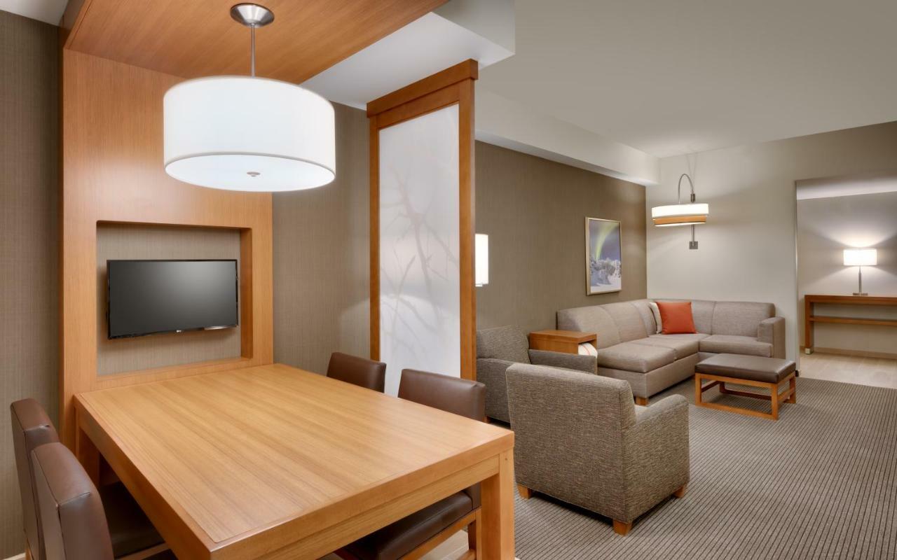 Hyatt Place Anchorage-Midtown Экстерьер фото