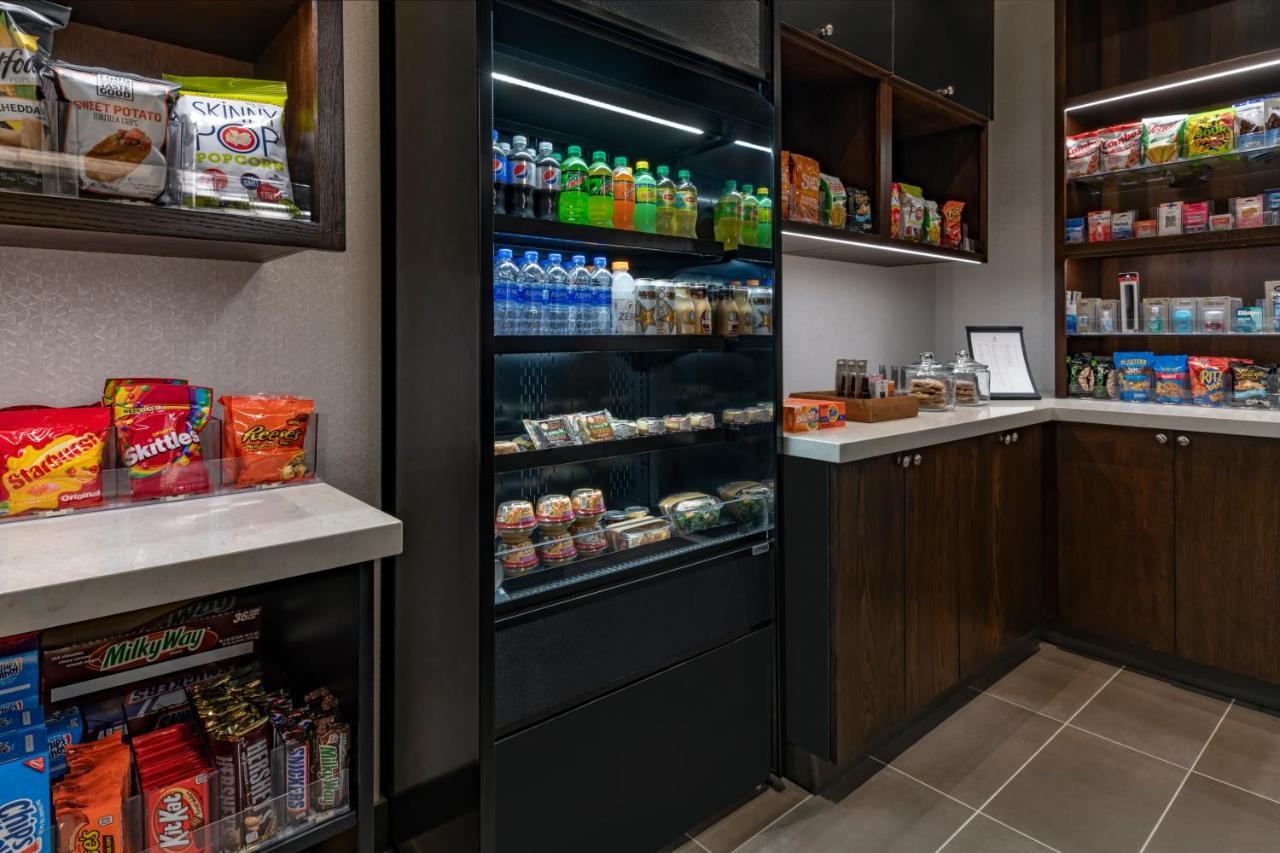 Hyatt Place Anchorage-Midtown Экстерьер фото